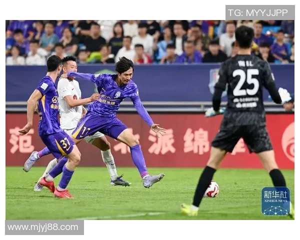 许多国际球星热爱中国足球为何他们纷纷表达对中超的兴趣与支持